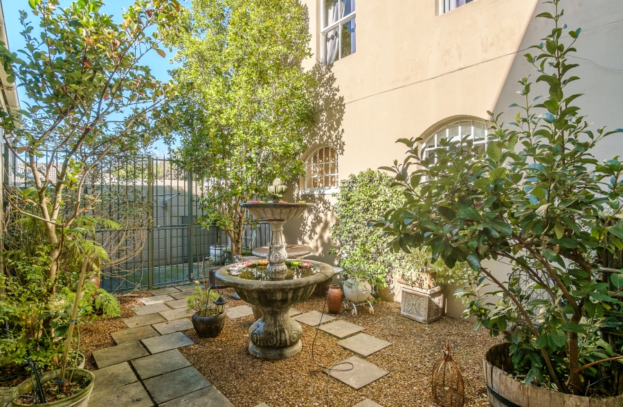 4 Bedroom Property for Sale in Claremont Western Cape